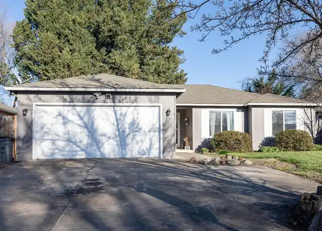 Property at 1563 S Oakdale Ave, Medford, OR, 97501, 3 beds, 2 baths, [object Object]