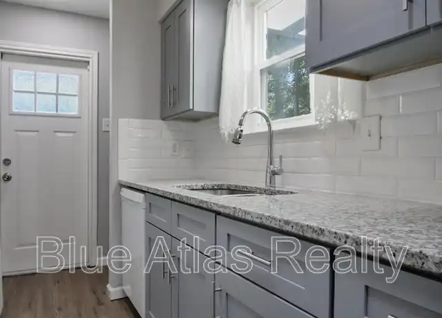 Property at 412 Arborview Dr, Garland, TX, 75043, 3 beds, 2 baths, [object Object]