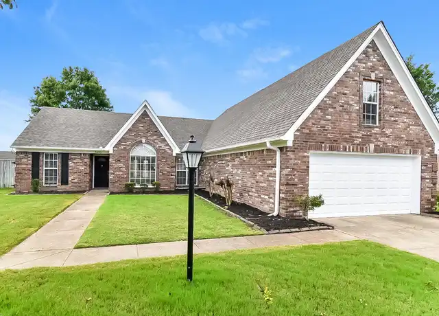 Property at 2893 Broadway Dr, Southaven, MS, 38672, 3 beds, 2 baths, [object Object]