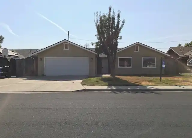 Property at 825 Moffat Dr, Hanford, CA, 93230, 4 beds, 2 baths, [object Object]