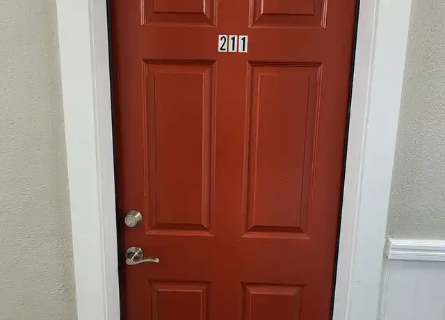 Property at 102 E Robinson St Unit 211, Knoxville, IA, 50138, 0 beds, 1 bath, [object Object]