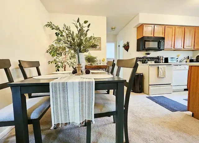 Property at Springwood Gardens - 2300 Reading Ave, Reading, PA, 19609, 1-2 bed, 1 bath, [object Object]