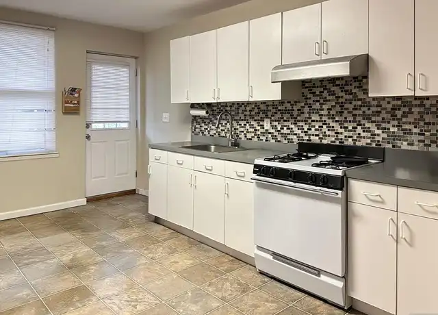 Property at 15 Grove St Unit 15C, Tenafly, NJ, 07670, 1 bed, 1 bath, [object Object]