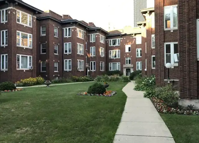 Property at 3611 N Pine Grove Ave Unit 2W, Chicago, IL, 60613, 1 bed, 1 bath, [object Object]