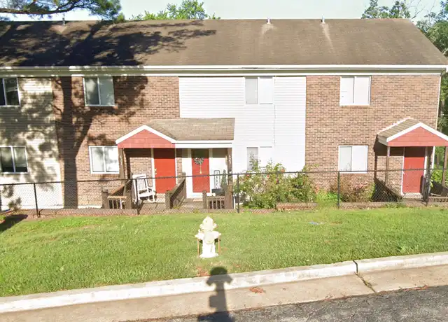 Property at Harpy Eagle LLC - Palisades Dr, Pacific, MO, 63069, 2-3 beds, 1-1.5 bath, [object Object]
