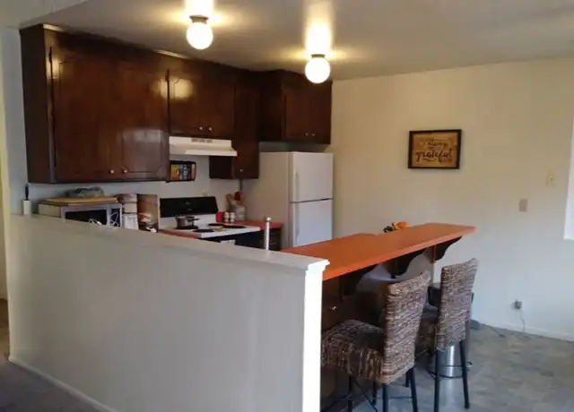 Property at 621 W 7th St Unit 2, Chico, CA, 95928, 2 beds, 1 bath, [object Object]