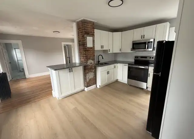 Property at 1 Charter St Unit 1B, Exeter, NH, 03833, 1 bed, 1 bath, [object Object]