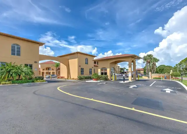Property at 4345 Bayside Village Dr #102, Tampa, FL, 33615, 2 beds, 2 baths, [object Object]