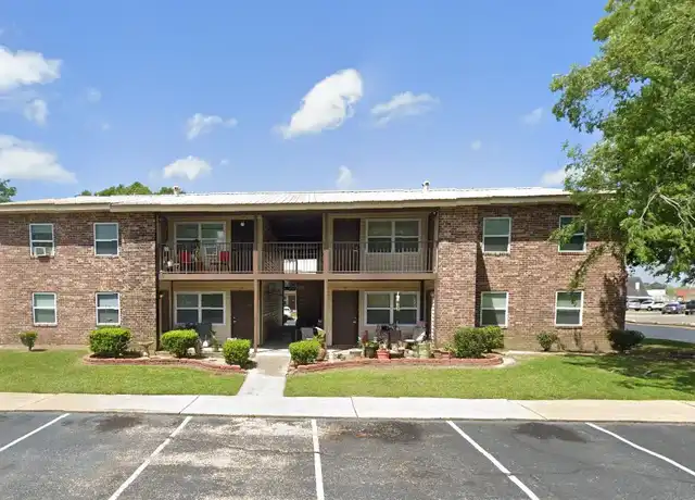 Property at 801 Wildcat Dr Unit 101, Abbeville, LA, 70510, 1 bed, 1 bath, [object Object]
