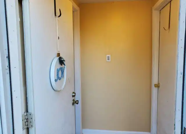 Property at 2549 Dogwood Hills Ct, Austell, GA, 30106, 2 beds, 1 bath, [object Object]