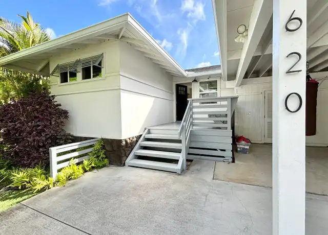 Property at 620 Hind Iuka Dr, Honolulu, HI, 96821, 3 beds, 2 baths, [object Object]