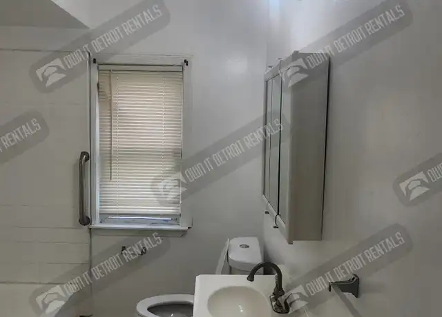 Property at 8228 Westwood St, Detroit, MI, 48228, 3 beds, 1 bath, [object Object]