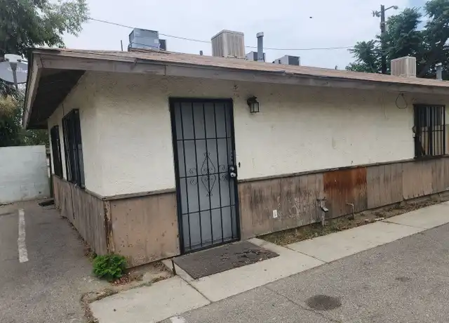 Property at 1100 Ralston St, Bakersfield, CA, 93307, 2 beds, 1 bath, [object Object]