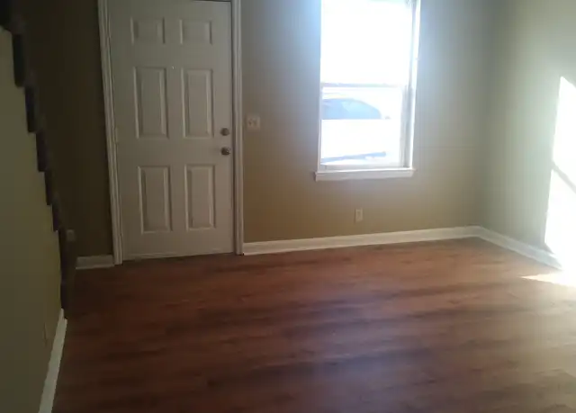 Property at 1941 Westchester Dr, Nashville, TN, 37207, 2 beds, 1.5 baths, [object Object]