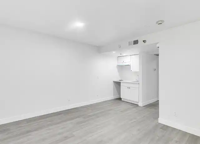 Property at 1211 E Garvey St, Covina, CA, 91724, 1 bed, 1 bath, [object Object]