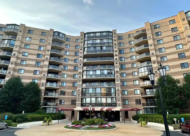 Property at 8380 Greensboro Dr #925, Mc Lean, VA, 22102, 2 beds, 2 baths, [object Object]