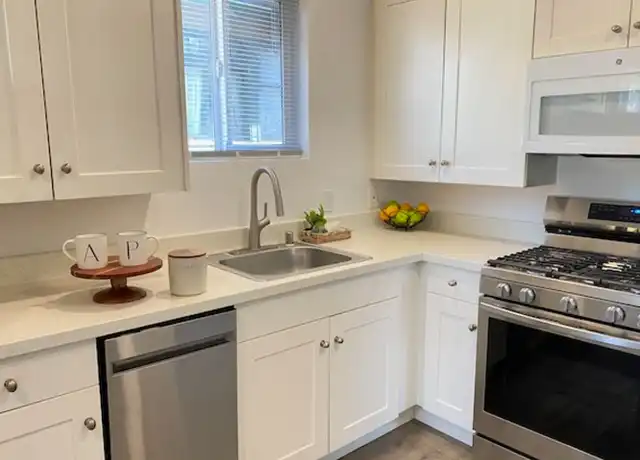 Property at 2538 Highland Ave, Oakland, CA, 94606, 3 beds, 1 bath, [object Object]