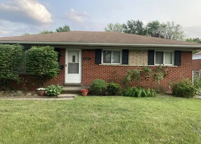 Property at 21216 E Thirteen Mile Rd, St Clair Shores, MI, 48082, 4 beds, 1.5 baths, [object Object]