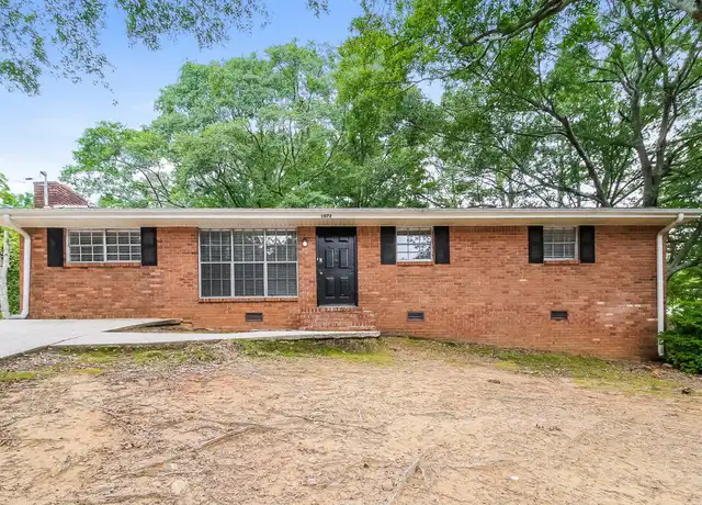 Property at 1072 Laurel Ln NW, Conyers, GA, 30012, 3 beds, 1 bath, [object Object]