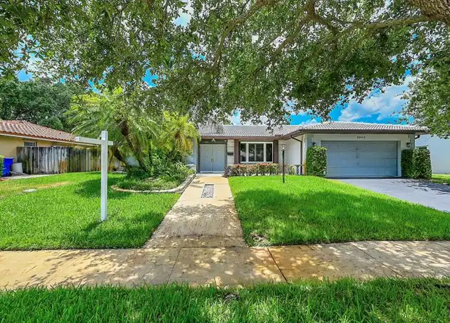 Property at 3900 N 37th Ave, Hollywood, FL, 33021, 4 beds, 3 baths, [object Object]