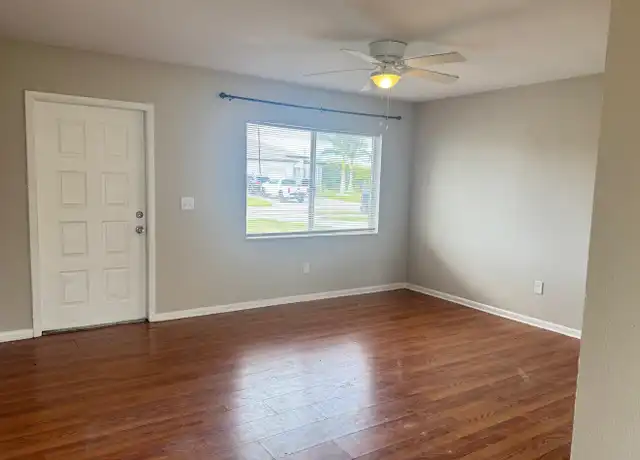 Property at 1715 SW 34th St, Cape Coral, FL, 33914, 2 beds, 1 bath, [object Object]