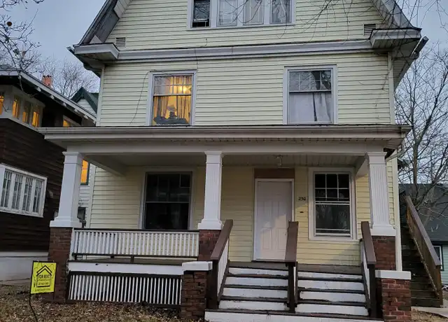 Property at 250 N College St, Decatur, IL, 62522, 1 bed, 1 bath, [object Object]
