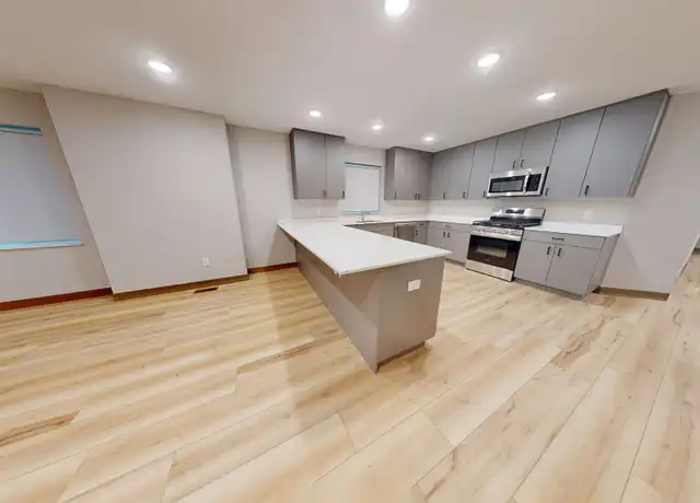 Property at 1215 SE 8th St Unit 1, Minneapolis, MN, 55414, 7 beds, 3 baths, [object Object]