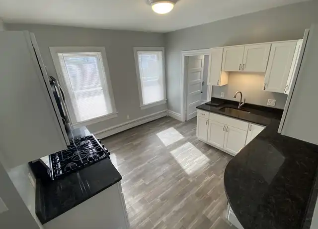 Property at 45 Hillside Ave Apt 1, East Providence, RI, 02914, 2 beds, 1 bath, [object Object]