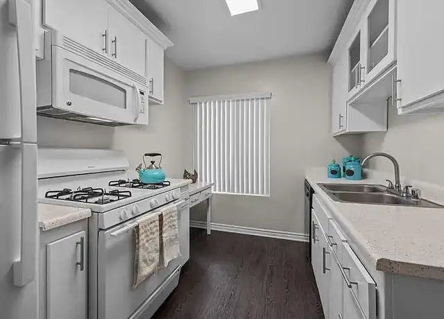 Property at Cambridge Apartments - 17171 Bolsa Chica St, Huntington Beach, CA, 92649, 1 bed, 1 bath, [object Object]