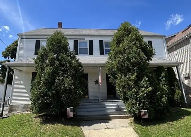 Property at 38 Everett St Unit 2, Medford, MA, 02155, 2 beds, 1 bath, [object Object]