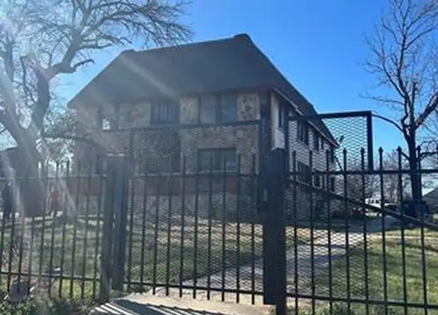 Property at 2260 Hemphill St, Fort Worth, TX, 76110, 2 beds, 1 bath, [object Object]