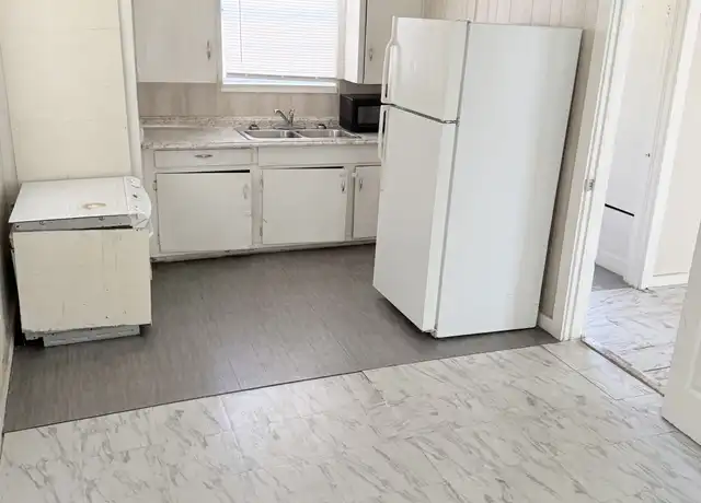 Property at 203 N 1st St, Copperas Cove, TX, 76522, 1 bed, 1 bath, [object Object]