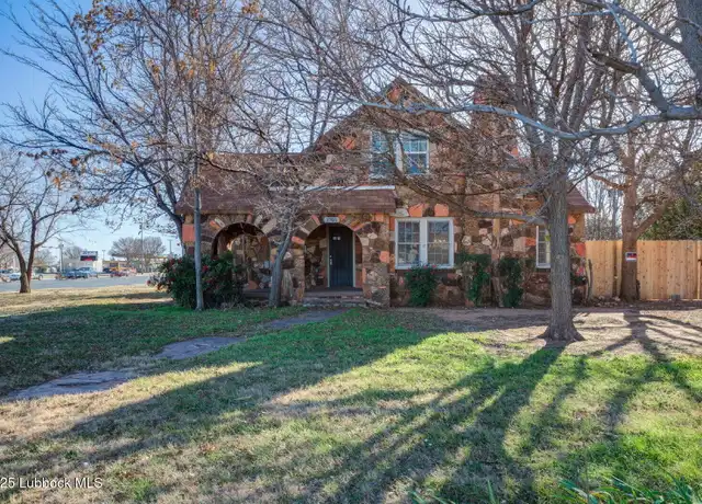 Property at 1701 32nd St, Lubbock, TX, 79411, 3 beds, 3 baths, [object Object]