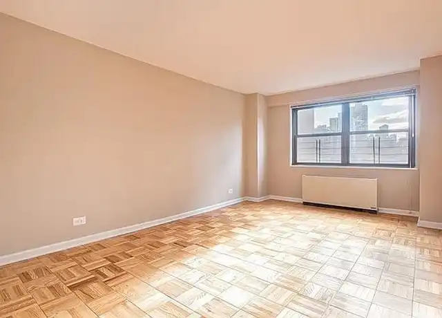 Property at 305 E 86th St Unit 4LE, New York, NY, 10028, 2 beds, 2 baths, [object Object]
