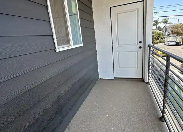 Property at 10975 Main St #1, Los Angeles, CA, 90061, 4 beds, 2 baths, [object Object]