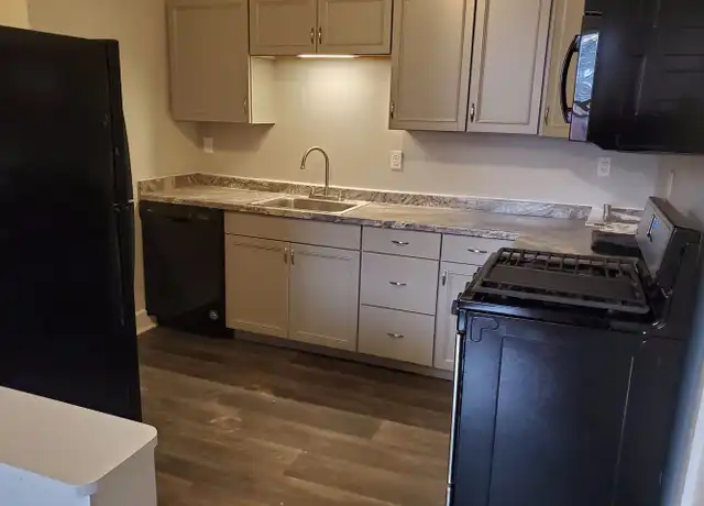 Property at 519 W King St Apt I, Lancaster, PA, 17603, 2 beds, 1 bath, [object Object]