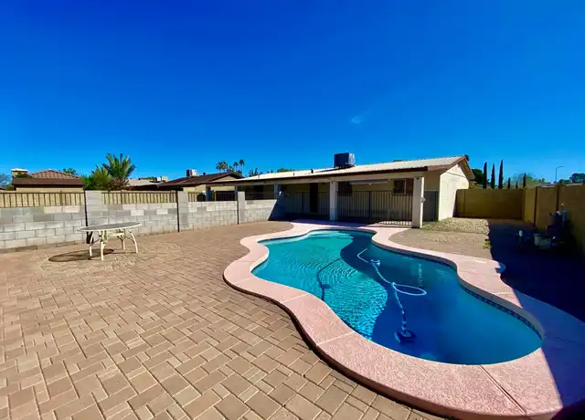 Property at 5804 N 69th Dr, Glendale, AZ, 85303, 4 beds, 2 baths, [object Object]