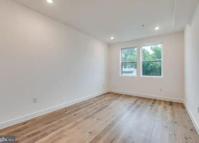 Property at 2360 N 6th St Unit 2, Philadelphia, PA, 19133, 2 beds, 1 bath, [object Object]