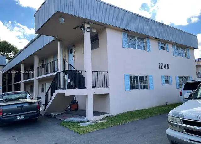 Property at 2244 Madison St Unit 8, Hollywood, FL, 33020, 2 beds, 2 baths, [object Object]