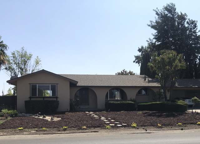 Photo of 280 Donald Dr, Hollister, CA 95023