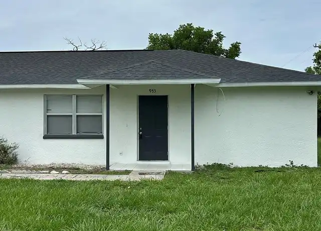 Property at 953 NE Pine Island Ln Unit 953, Cape Coral, FL, 33909, 2 beds, 1 bath, [object Object]