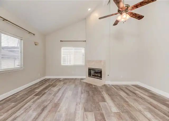Property at 525 N Lucia Ave Unit B, Redondo Beach, CA, 90277, 4 beds, 3 baths, [object Object]
