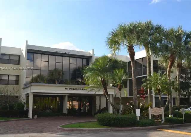 Property at 491 Racquet Club Rd #302, Weston, FL, 33326, 2 beds, 2.5 baths, [object Object]