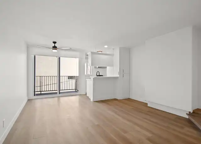 Property at 727 Westbourne Dr, West Hollywood, CA, 90069, 1 bed, 1 bath, [object Object]