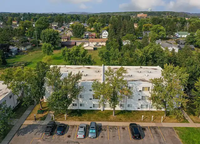 Property at Birch Court Apartments - 600 E 40th St, Hibbing, MN, 55746, 1-2 bed, 1 bath, [object Object]