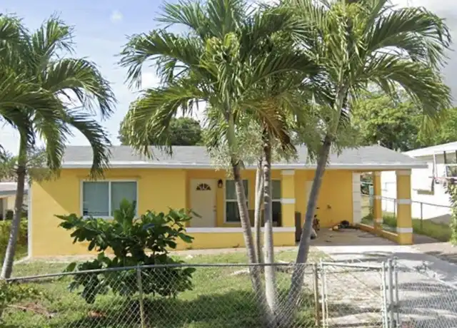 Property at 1112 James Rd, Lantana, FL, 33462, 2 beds, 1.5 baths, [object Object]