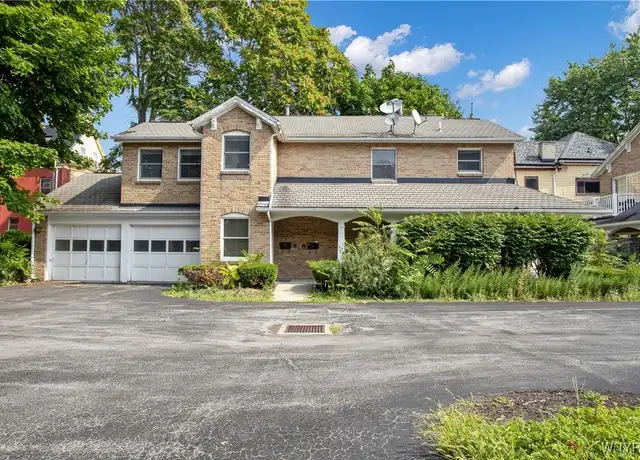 Property at 433 Linwood Ave, Buffalo, NY, 14209, 2 beds, 1 bath, [object Object]