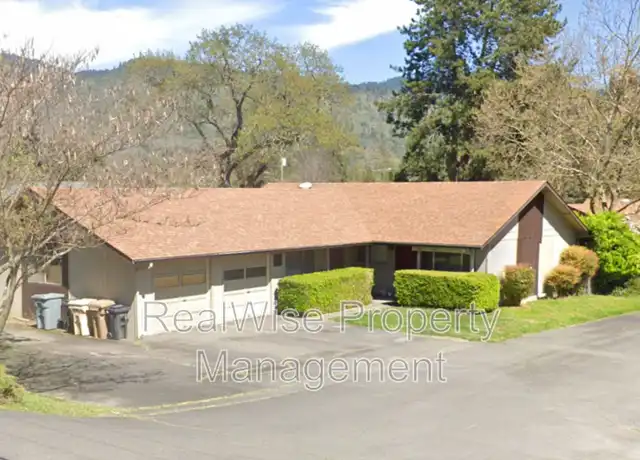 Property at 1227 NW Highland Ave Unit A, Grants Pass, OR, 97526, 2 beds, 1 bath, [object Object]