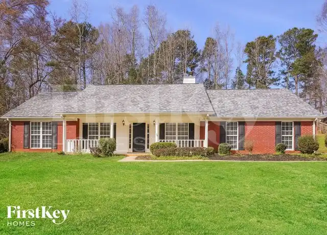 Property at 785 Creek View Dr, Hoschton, GA, 30548, 3 beds, 2 baths, [object Object]