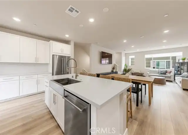Property at 1484 W Sunrise Ln, San Pedro, CA, 90732, 4 beds, 4 baths, [object Object]